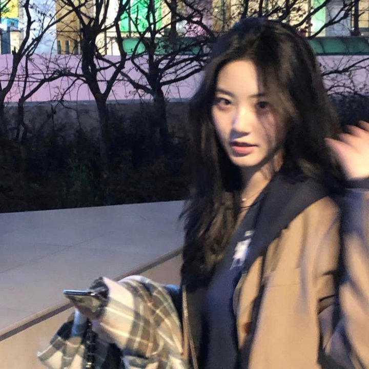 大宅院的女人